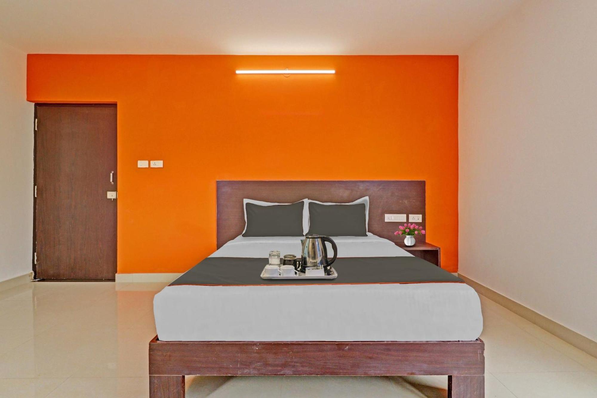 Super Capital O Blooms Stay Inn Near Snow City Bangalore Exterior photo